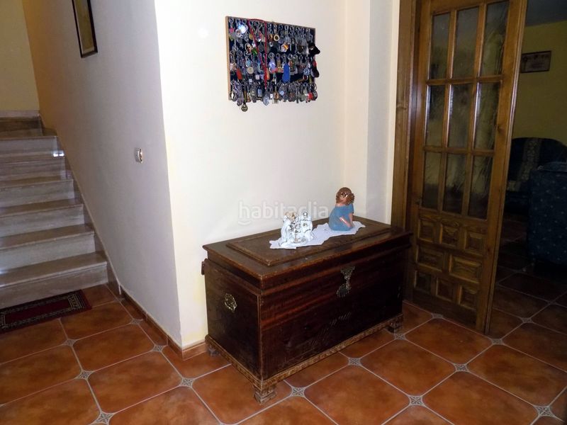 Foto f3a75d10-2f3b-438d-8083-3b553c5f466d. Casa amb aparcament a Santa Fe