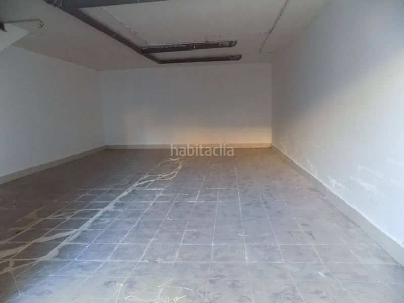 Foto 0261b663-85ca-49be-9ef2-81dce6a248df. Casa amb aparcament a Freila