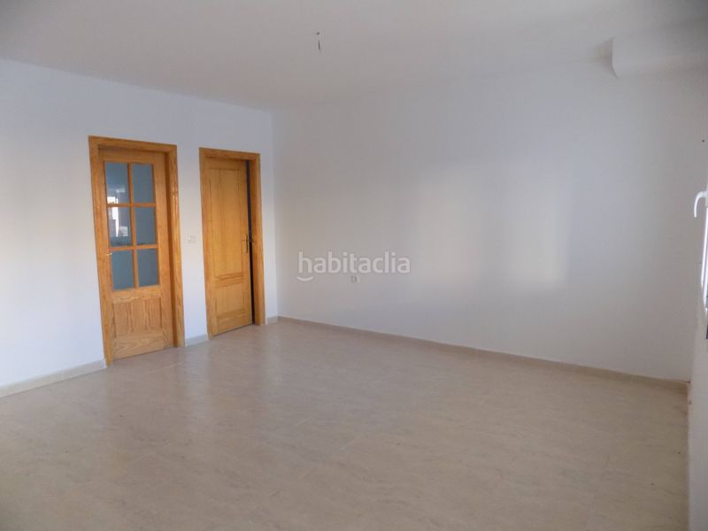 Foto 671151f5-984a-4140-a4e5-2a9f56498ae9. Casa amb aparcament a Freila