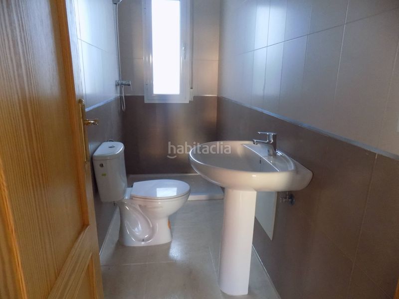 Foto ad26586c-eb87-4347-a2a6-ab1843ab6020. Casa amb aparcament a Freila