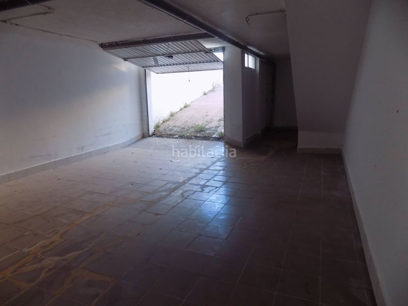 Foto f8df9fe8-784e-4bfb-9290-14c160ce4705. Casa amb aparcament a Freila
