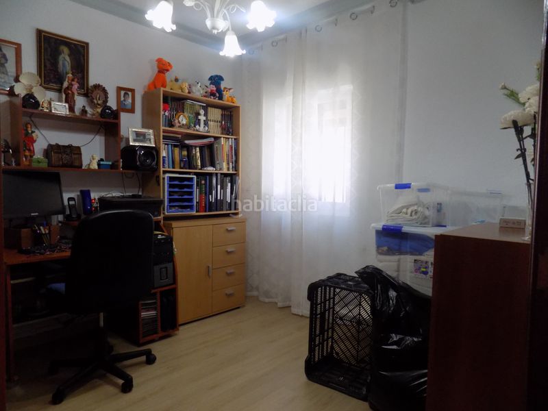 Foto 508d1d31-a843-4205-9efe-2f91548d1ad9. Casa amb aparcament a Santa Fe
