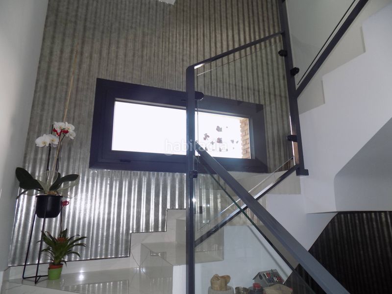 Foto fcdf5443-e5e9-40a7-b306-a5c7713a159a. Casa amb aparcament piscina a Dílar