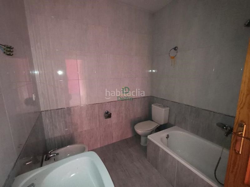 Foto cf3fbe87-cdbd-415e-985a-30a1cf921d5b. Casa amb aparcament a Arenas del Rey