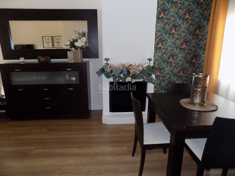 Foto c5ca89d3-f1bf-4900-94e3-cf59b04ab754. Casa amb aparcament a Santa Fe