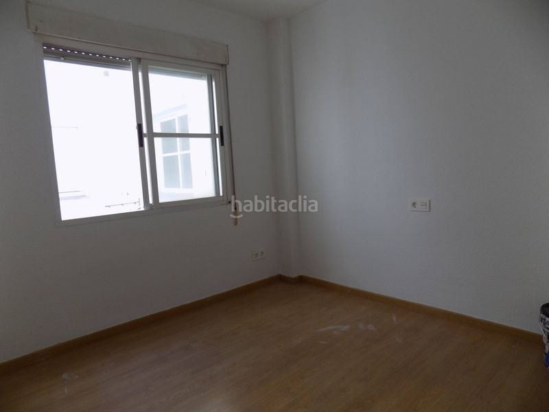 Foto 8411dd73-290b-472a-bcb2-b8321383ae82. Pis amb aparcament a Maracena