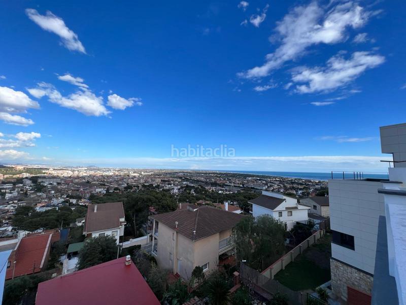 Foto e3971703-30f6-43ff-9bb0-9365274e2afc. Terrain résidentiel dans Montmar Castelldefels