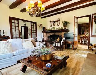 Masia a Carrer de bonaventura pedemonte 5b. Masia en castellvi de rosanes en amplio terreno