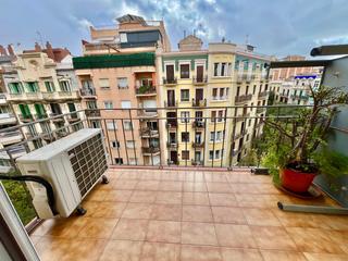 Etagenwohnung  Carrer d'arag. En pleno eixample magnifico piso amplio y con vistas despejadas