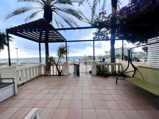 Erdgeschoss in Carrer de la marina 1. Planta baja con salida directa al mar en aiguadol en zona comun