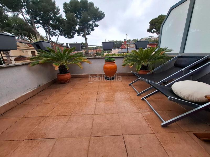 Foto 07f2de4b-83b9-43a6-b31c-ae1b831eb545. Casa adossada a avinguda 303 59 a Montmar Castelldefels