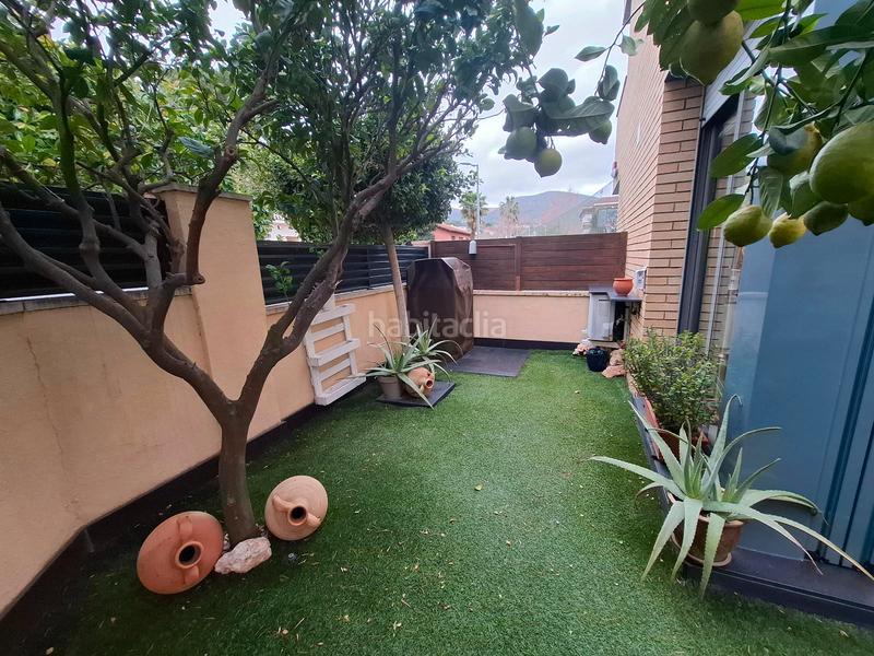 Foto 45436259-6be9-422e-b58b-8b10d0d5d7e0. Casa adossada a avinguda 303 59 a Montmar Castelldefels