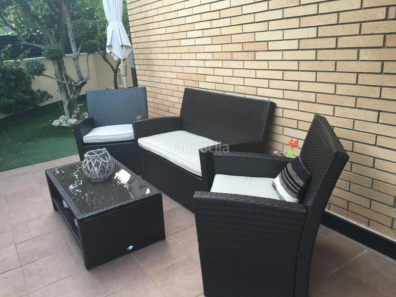 Foto 9c3ba20b-dac2-488f-bbb4-16dc2ee9659c. Casa adossada a avinguda 303 59 a Montmar Castelldefels