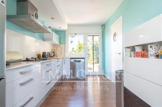 Casa adossada a Carrer raconada 6. Bellamar bajo con jardn y piscina privada