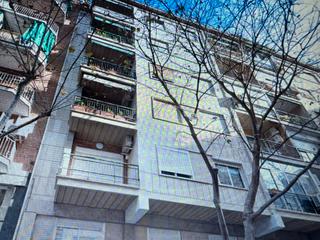 Appartement à Carrer de bordeus 20. En les corts vivienda en finca regia con ascensor