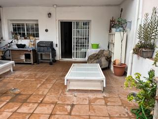 Pis  Carrer del doctor fleming 77. Amplio piso en pleno centro de casteldefels con terraza de 40m2