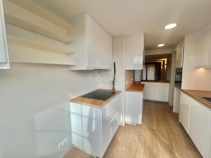 Foto ee5dfbf0-576f-43ff-990e-cf3022f7a5f6. Alquiler ático en autovia de castelldefels 162 se alquila atico duplex en zona residencial en Gavà