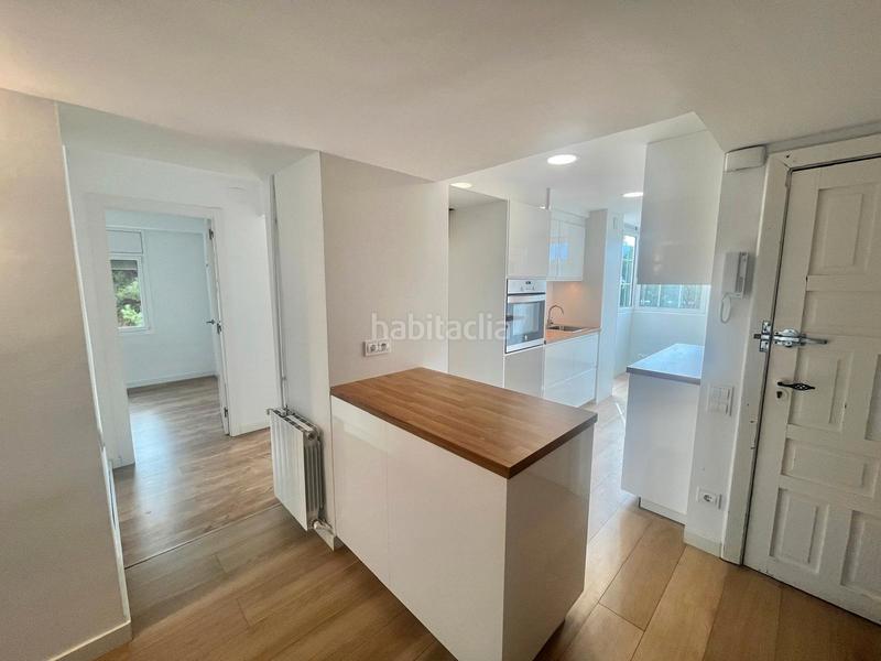 Foto 90fc9b05-cf1b-4017-bdc8-e97de3a8fc53. Rent penthouse in autovia de castelldefels 162 in Gavà