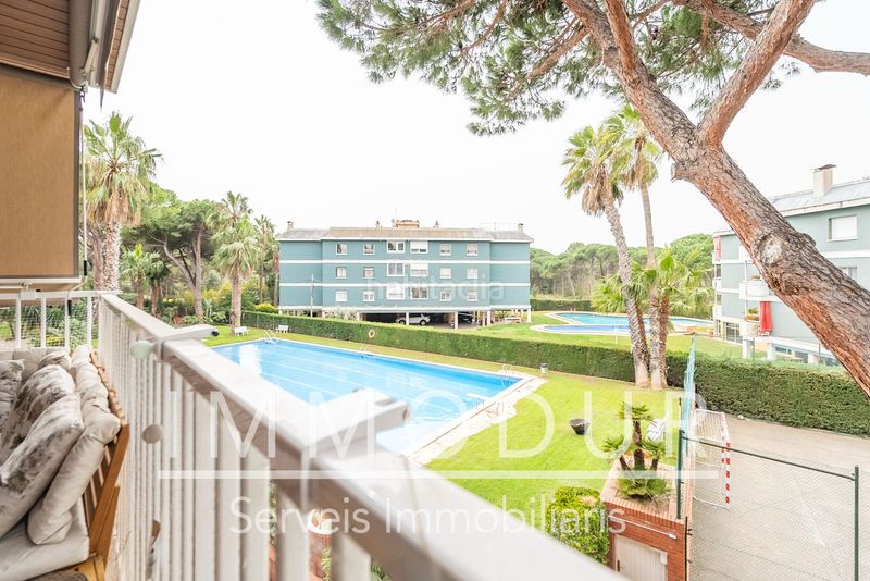 Foto aaa917c8-c7a8-47cb-b2cc-e1be676aaddc. Pis amb calefacció aparcament piscina a Gava Mar Gavà