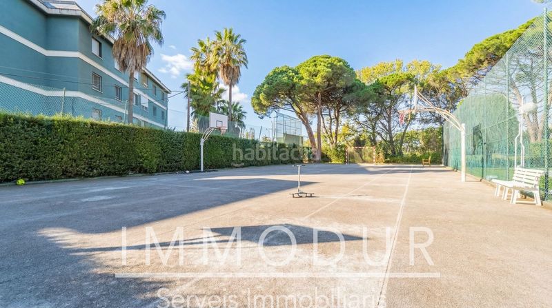 Foto d5437440-9e22-4916-a25d-8e1ca10733fe. Pis amb calefacció aparcament piscina a Gava Mar Gavà