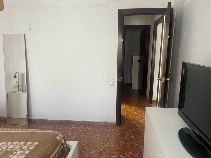 Foto c0a16232-8a31-4950-b113-ebc3901b5cf2. Piso en passeig del doctor moragas 204 en pleno centro, mejor zona de barbera vivienda con parking, 4 habitaciones en Barberà del Vallès