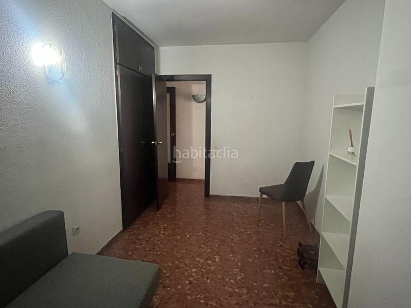Foto f2a9328b-3978-4fcd-a454-417e37e973c2. Piso en passeig del doctor moragas 204 en pleno centro, mejor zona de barbera vivienda con parking, 4 habitaciones en Barberà del Vallès