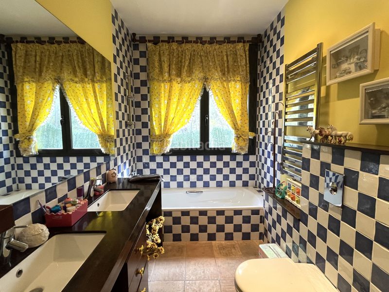 Foto 17650d60-aa45-4ab9-ba0c-1e8f5f00a74e. Chalet en carrer llobregat 18 preciosa casa en Begues