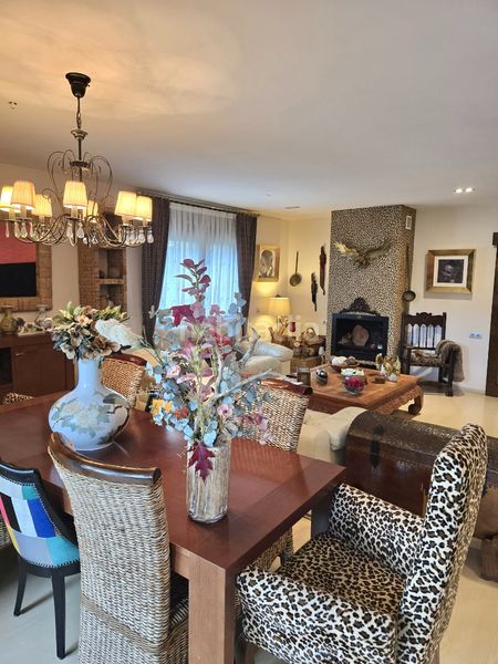 Foto 586e14a4-f458-4cb9-829e-b3dc28889171. Chalet en carrer llobregat 18 preciosa casa en Begues