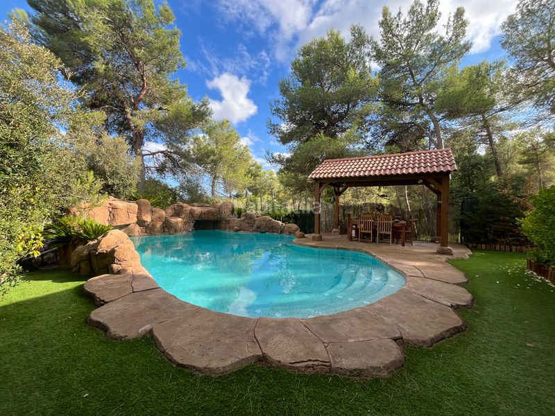Foto 902aedbc-5b53-4fca-ba92-08a1077c341d. Chalet en carrer llobregat 18 preciosa casa en Begues