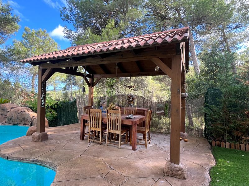 Foto a5ad4295-93ea-40f8-a79b-9a73214d9aa2. Chalet en carrer llobregat 18 preciosa casa en Begues