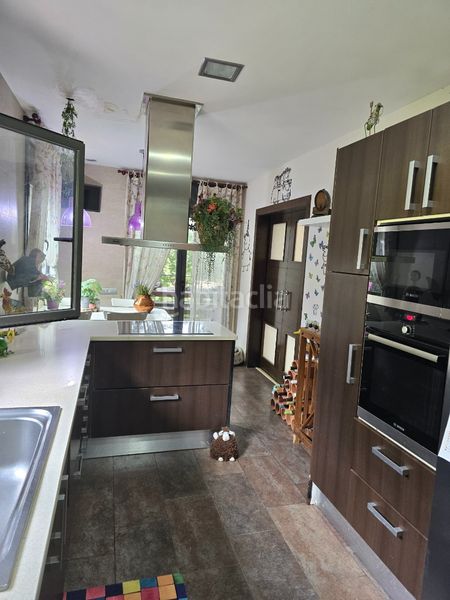 Foto e3531e0b-b8f2-435f-8694-6b03c3bad72a. Chalet en carrer llobregat 18 preciosa casa en Begues