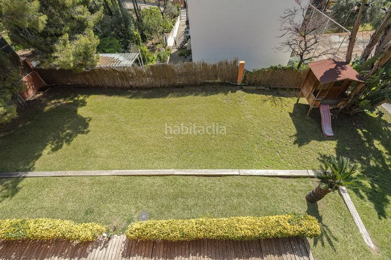 Foto a7927889-18db-46dc-b80d-0a163a863a58. Casa amb calefacció aparcament piscina a Montmar Castelldefels
