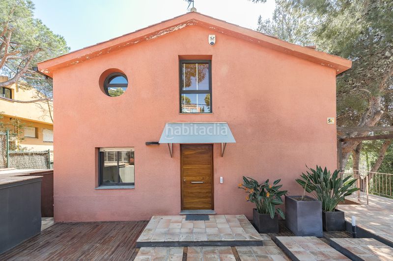 Foto ceea28e2-6465-4a0d-9f36-309f5491f05b. Casa amb calefacció aparcament piscina a Montmar Castelldefels