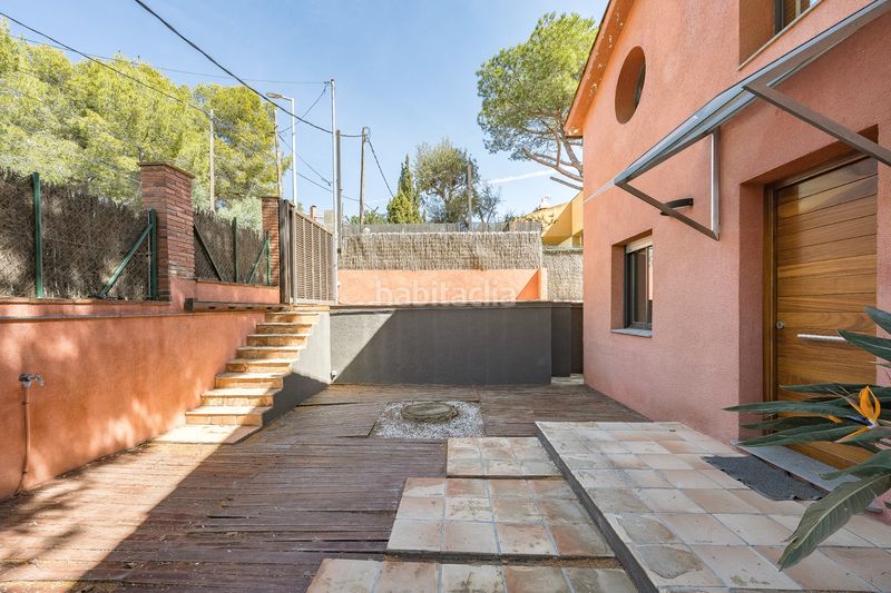 Foto f410b63b-e1d9-4d20-84cd-5354bc7cdc33. Casa amb calefacció aparcament piscina a Montmar Castelldefels