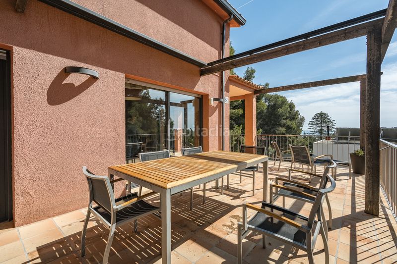 Foto ffab8ebe-7972-4d6d-82c4-918c52989d1c. Casa amb calefacció aparcament piscina a Montmar Castelldefels