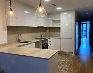 Miete Etagenwohnung  Carrer de pompeu fabra 9. Centro en alquiler