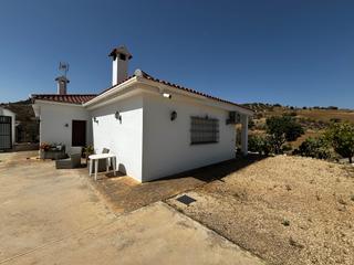 Casa adossada a N/a. Finca en venta