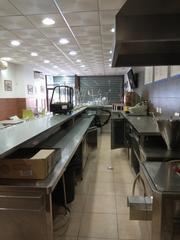 Local Comercial en Calle Mensajera 11