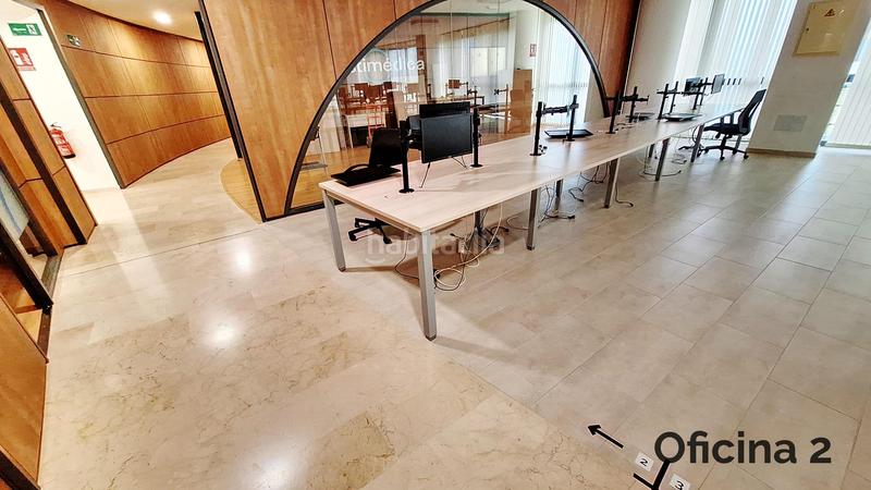 Foto 30217f0d-f07f-40f8-bd3f-90c2978479f1. Oficina s en edifico azabache a 650 m2 en Barrios (Los)