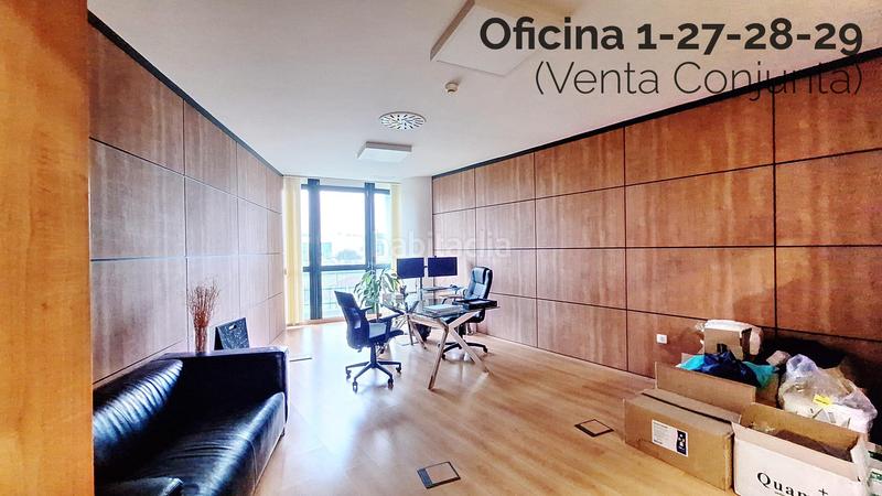 Foto 8dac2e47-2c94-4804-a6b4-3c69b48f5f80. Oficina s en edifico azabache a 650 m2 en Barrios (Los)
