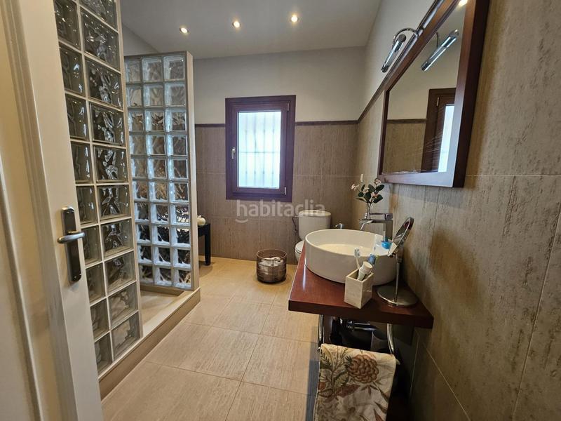 Foto 806faecf-5662-4f63-83d4-a6c7712303f0. Chalet espectacular chalet soleado en colonia san miguel en Algeciras