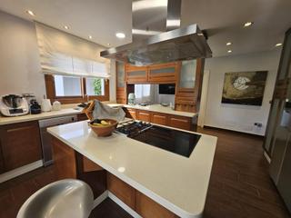 Chalet in Los Pinos. Espectacular chalet soleado en colonia san miguel