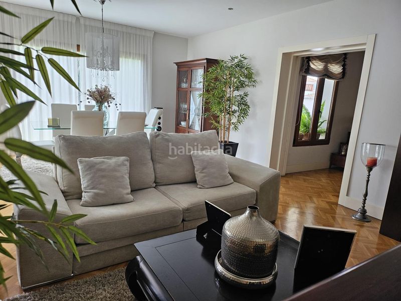 Foto 42b08c05-b02f-43ab-8ff5-7a313ef14ba4. Chalet con piscina in Los Pinos Algeciras