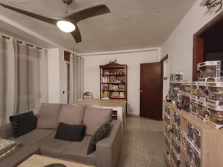 Appartement à La Granja - La Colina - Los Pastores. Amplio y luminoso piso en carretera del cobre  primera planta