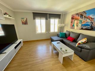 Piso en Bajadilla - Fuente Nueva. Bajada de precio! piso reformado con mobiliario a estrenar.