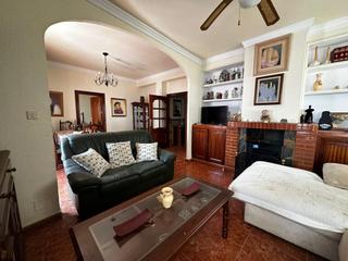 Casa aparellada a Barrios (Los). Oportunidad única en los barrios! amplia casa en venta!