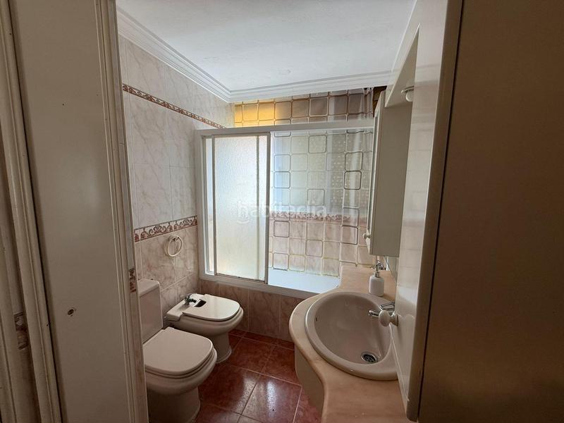 Foto 33e3c476-e265-4999-a2c1-a1228304b5c4. Piso  en venta a un paso del centro 3 dormitorios y trastero en Algeciras