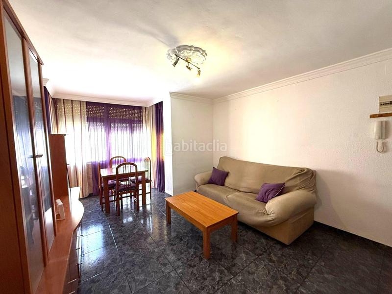 Foto cd0c8eb4-496f-4d3c-afd6-6227d6186580. Piso  en venta a un paso del centro 3 dormitorios y trastero en Algeciras