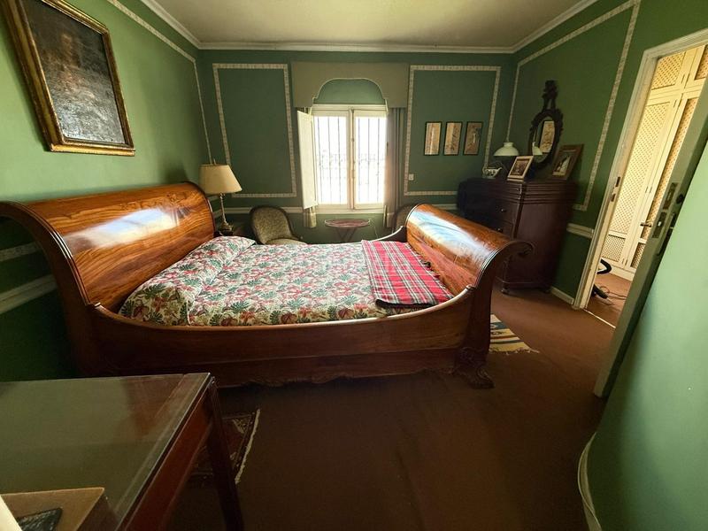 Foto 21fb7afc-aa2b-4831-beb6-161543d535e3. Chalet hogar con encanto de 4 dormitorios en alexander henderson en Algeciras