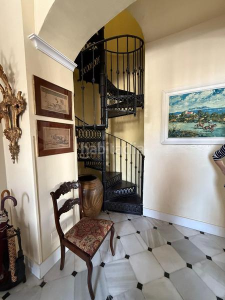 Foto 9859523f-1a5b-4f8b-b86a-bf092a1a5730. Chalet hogar con encanto de 4 dormitorios en alexander henderson en Algeciras